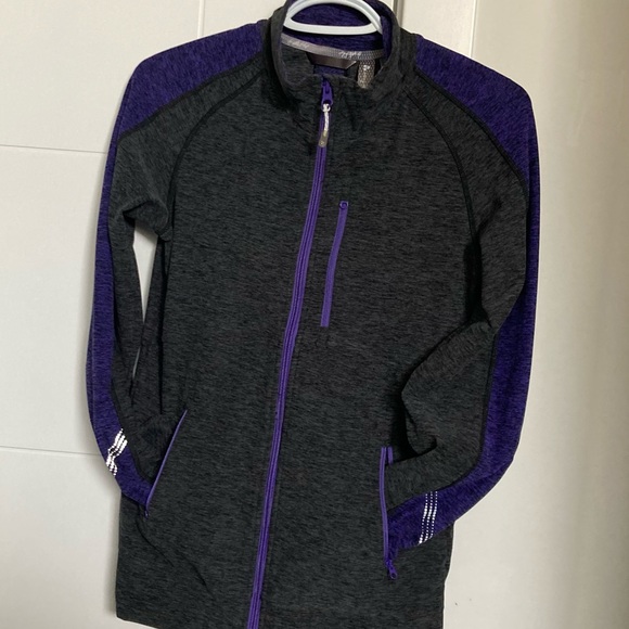 Triple Flip matching athletic set - Picture 1 of 5